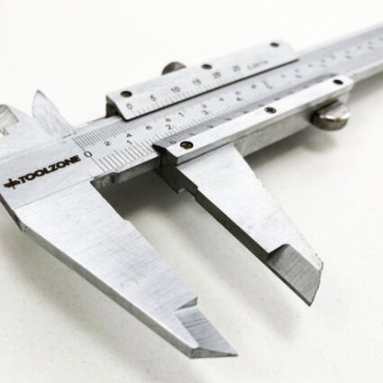 150MM PRECISION VERNIER IN CASE